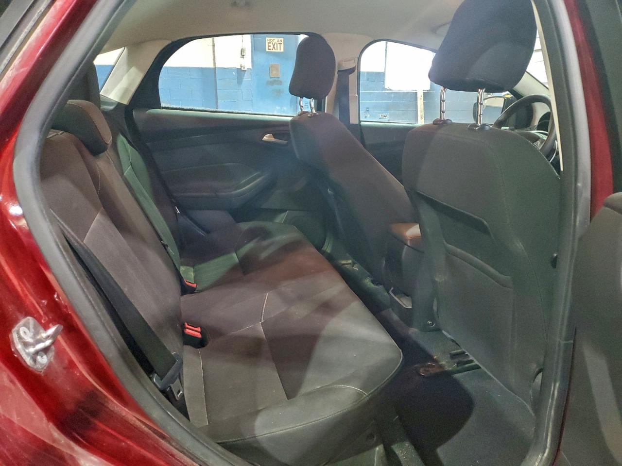 2017 FORD FOCUS SE photo 19