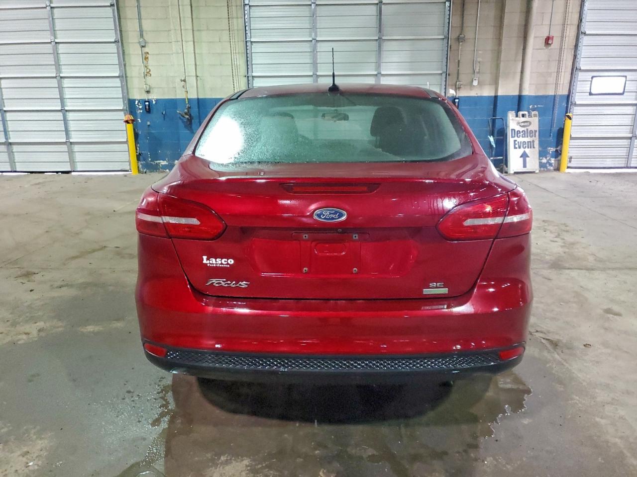 2017 FORD FOCUS SE photo 11