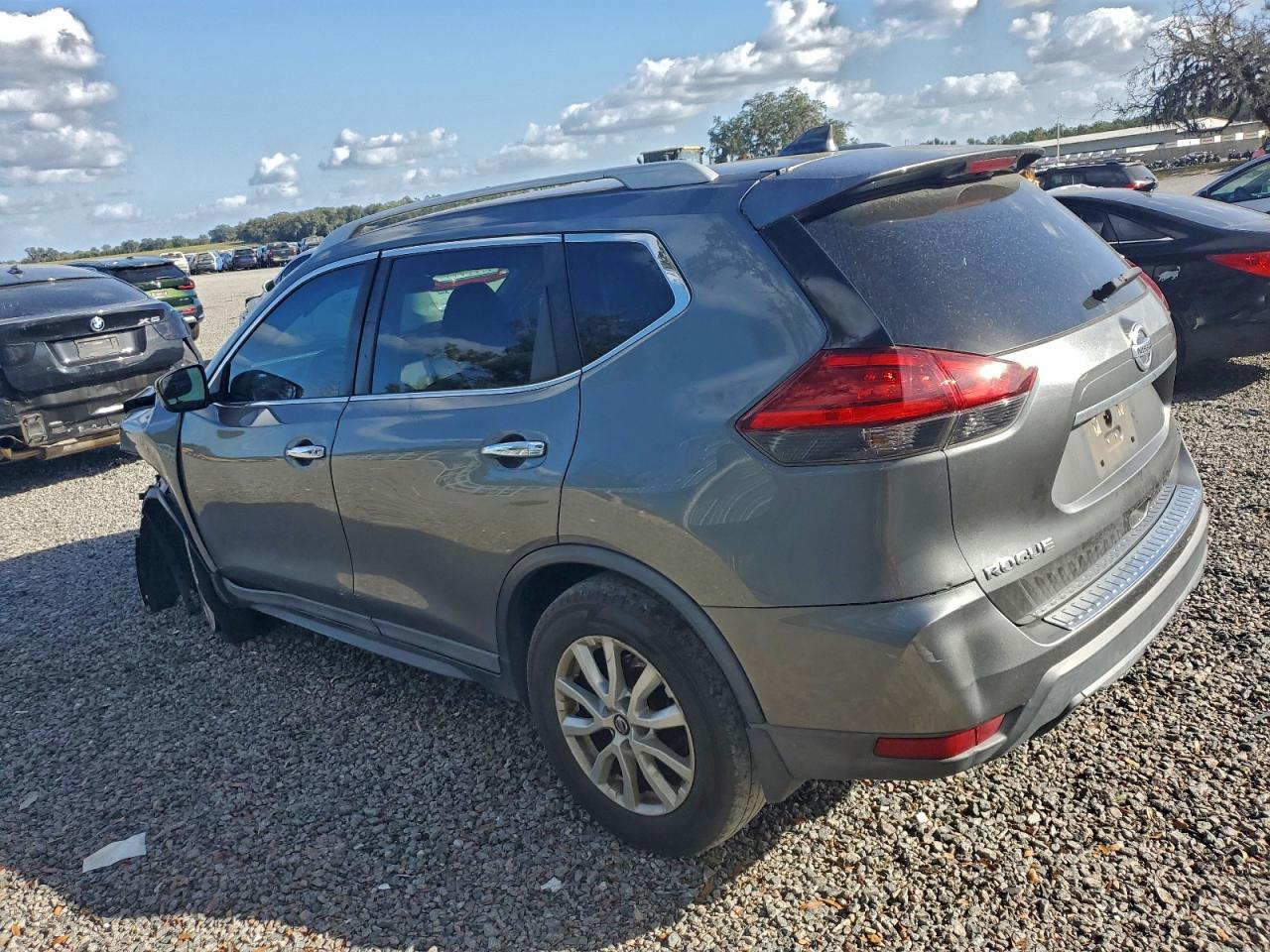2017 NISSAN ROGUE S photo 3