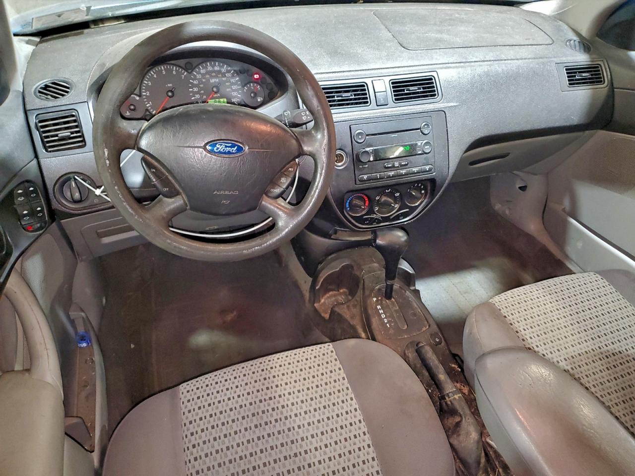 2007 FORD FOCUS ZX4 photo 15
