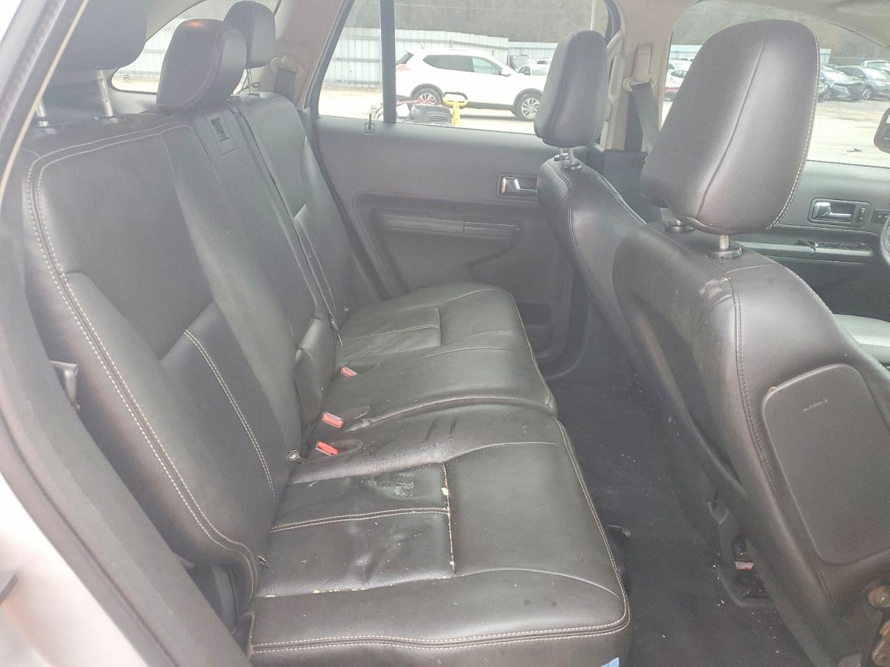 2010 FORD EDGE LIMITED photo 19