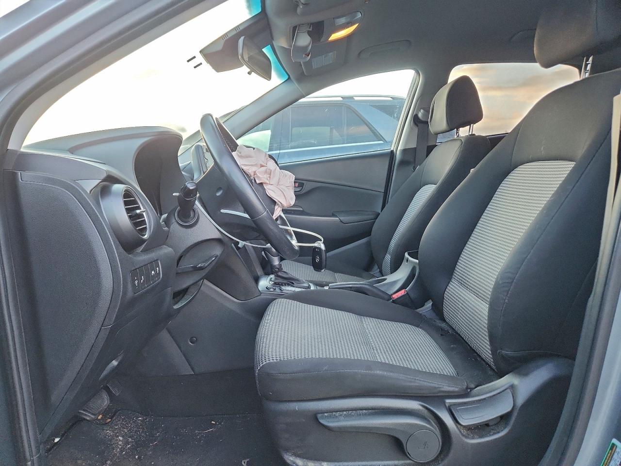 2020 HYUNDAI KONA SEL photo 7