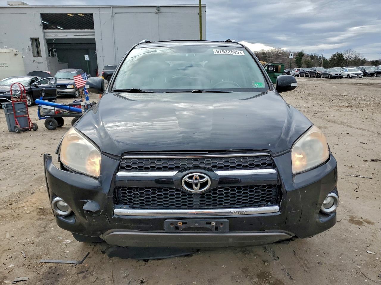 2012 TOYOTA RAV4 LIMITED photo 13