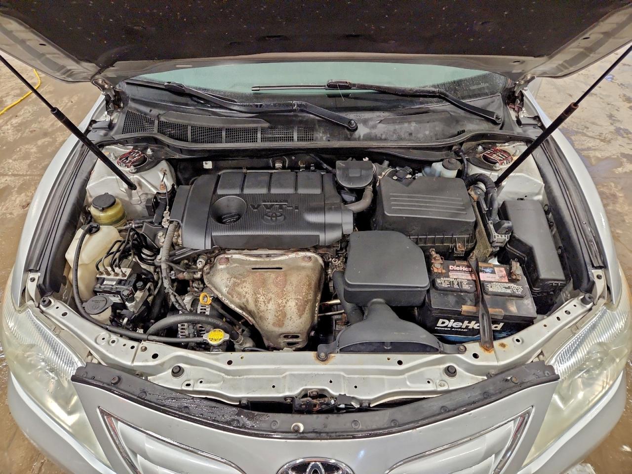 2010 TOYOTA CAMRY BASE photo 21