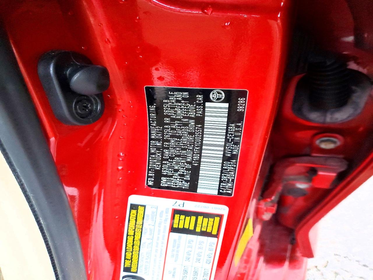 2012 TOYOTA CAMRY HYBRID photo 23