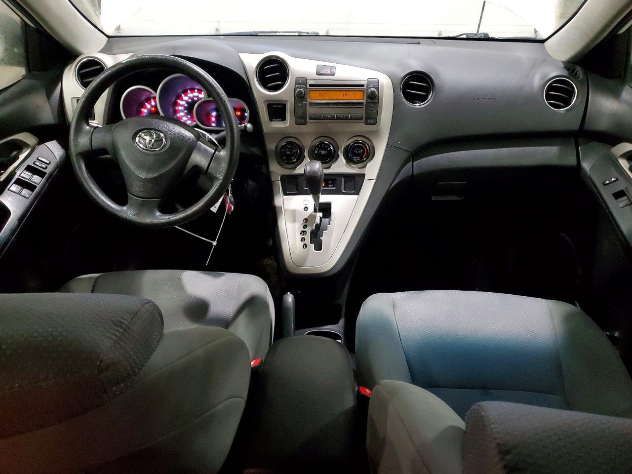 2010 TOYOTA COROLLA MATRIX photo 8