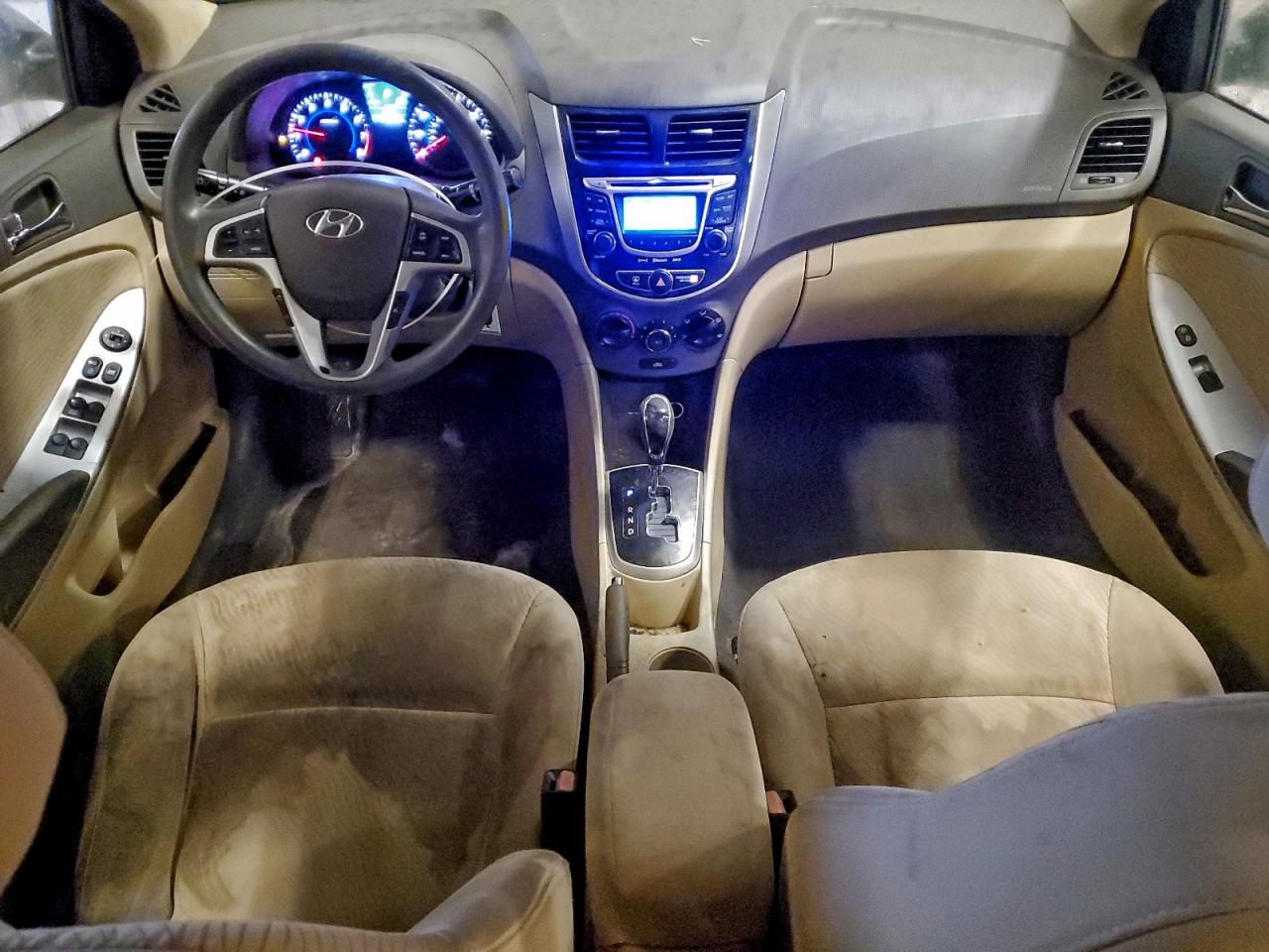 2012 HYUNDAI ACCENT GLS photo 22
