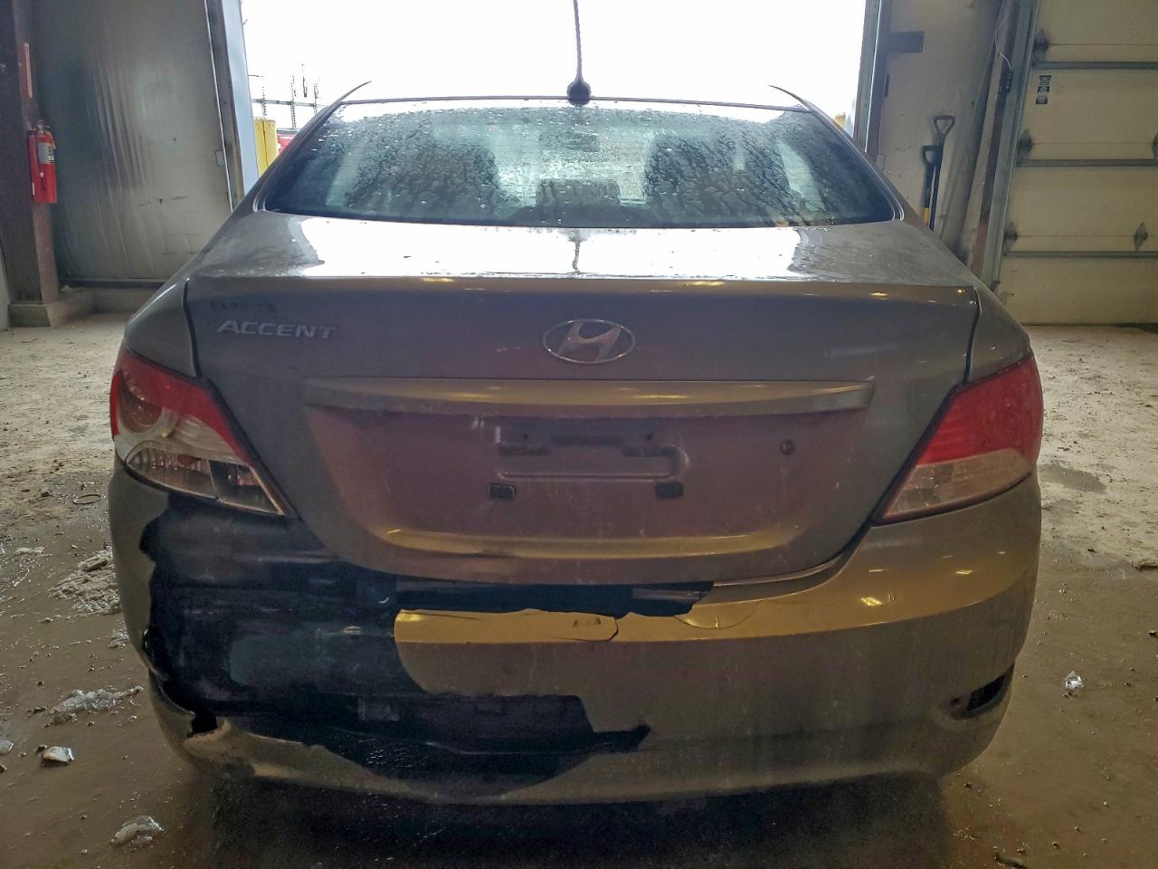2012 HYUNDAI ACCENT GLS photo 16