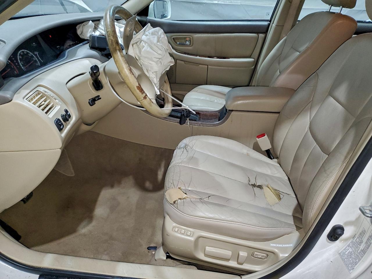 2002 TOYOTA AVALON XL photo 19