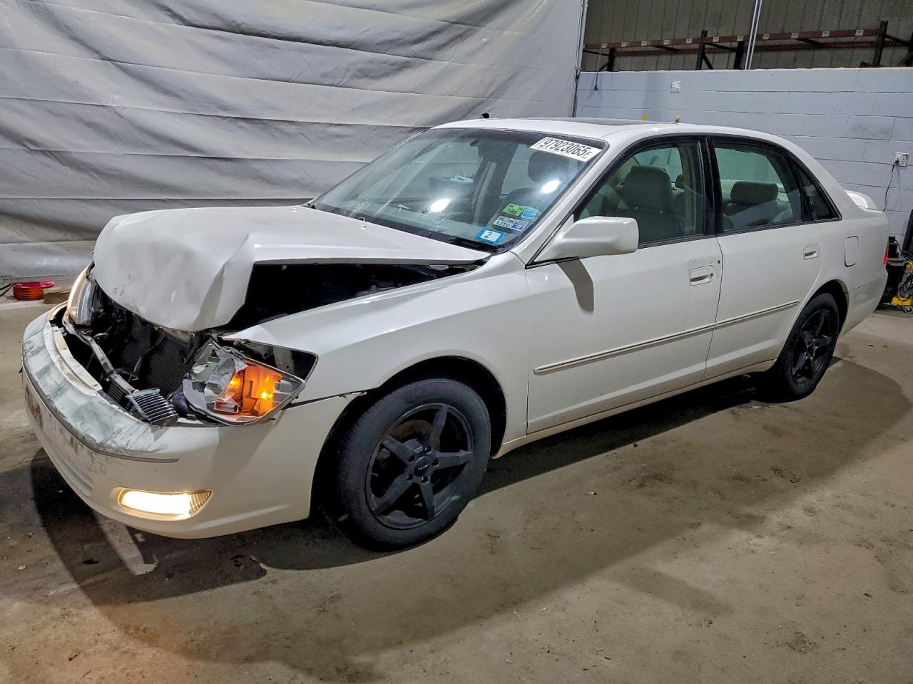 2002 TOYOTA AVALON