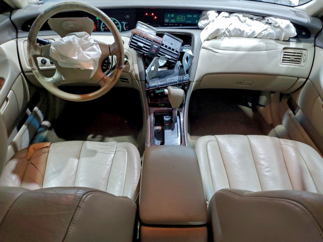 2002 TOYOTA AVALON XL photo 22