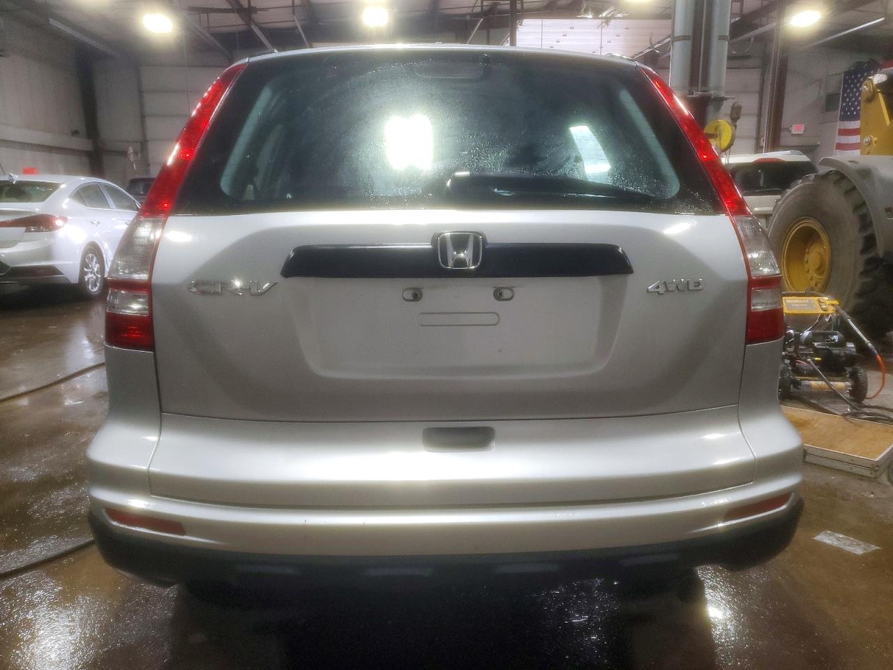 2010 HONDA CR-V LX photo 11