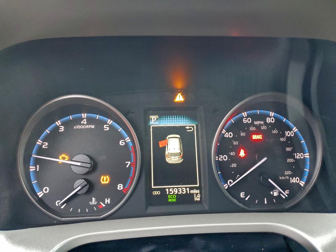 2018 TOYOTA RAV4 LE photo 9