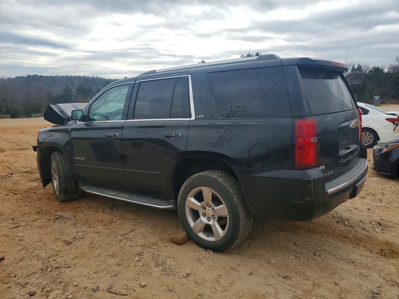 2016 CHEVROLET TAHOE K1500 LTZ photo 2
