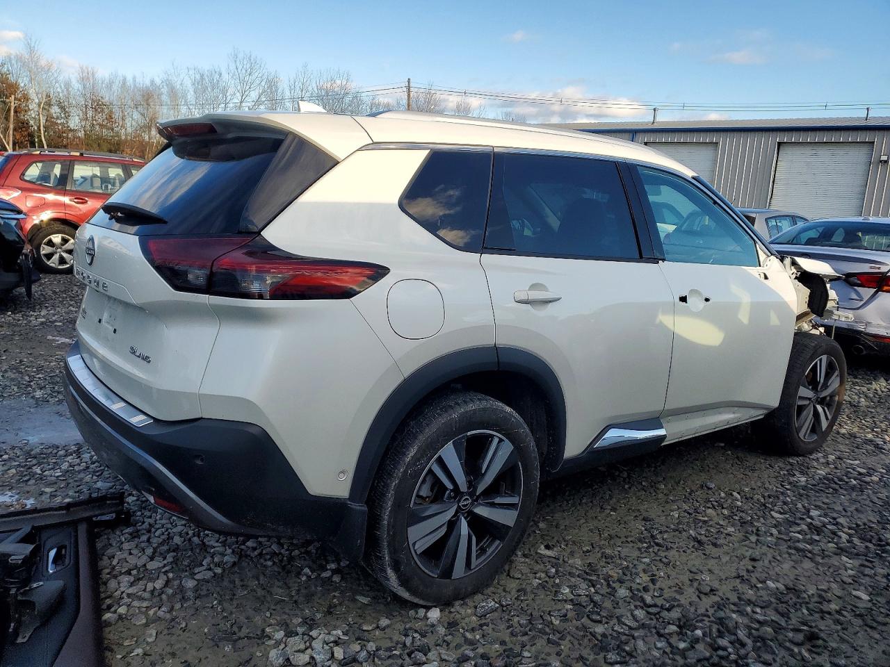 2023 NISSAN ROGUE SL photo 3