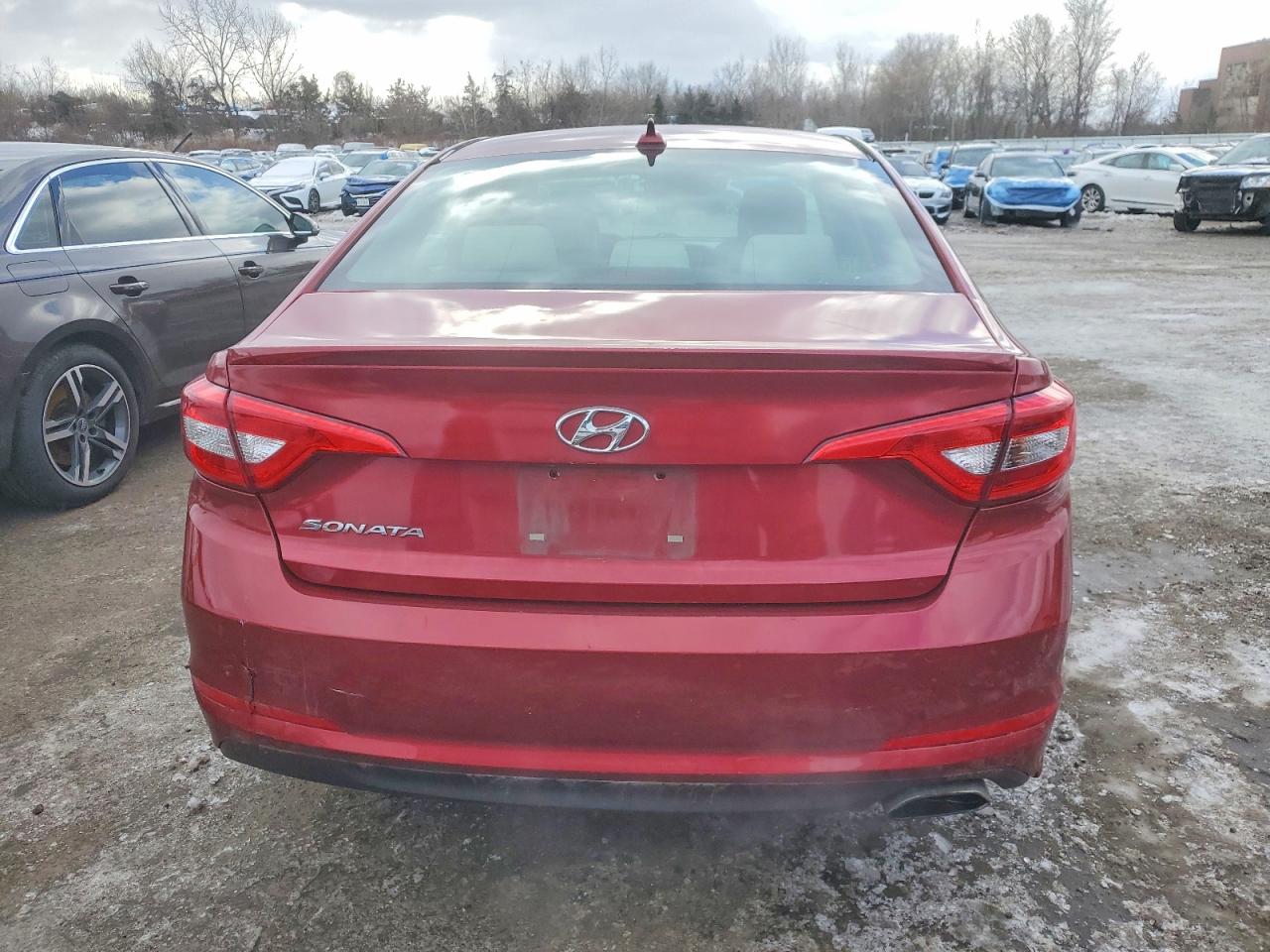 2015 HYUNDAI SONATA SE photo 6
