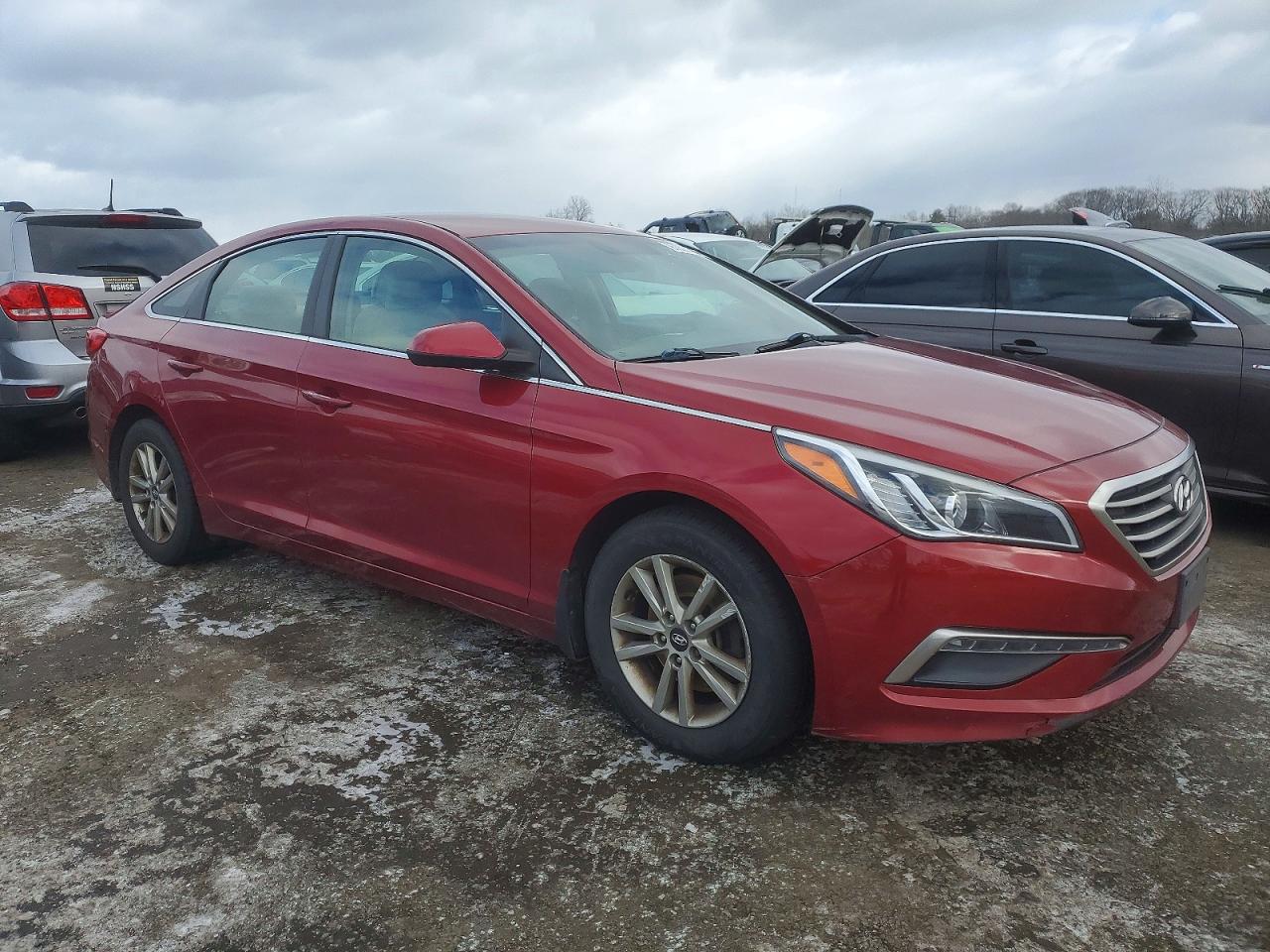 2015 HYUNDAI SONATA SE photo 4