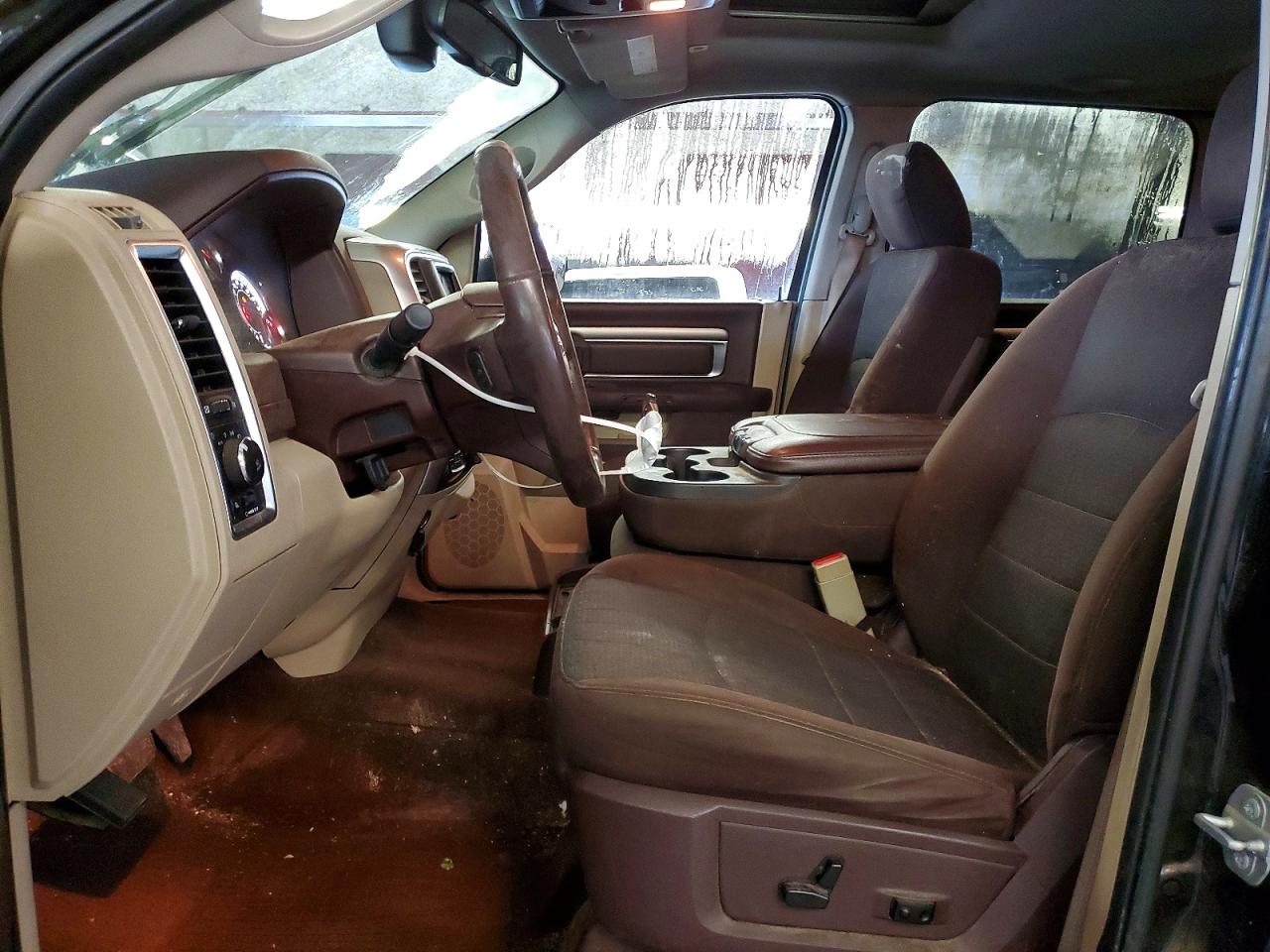2018 RAM 1500 SLT photo 7