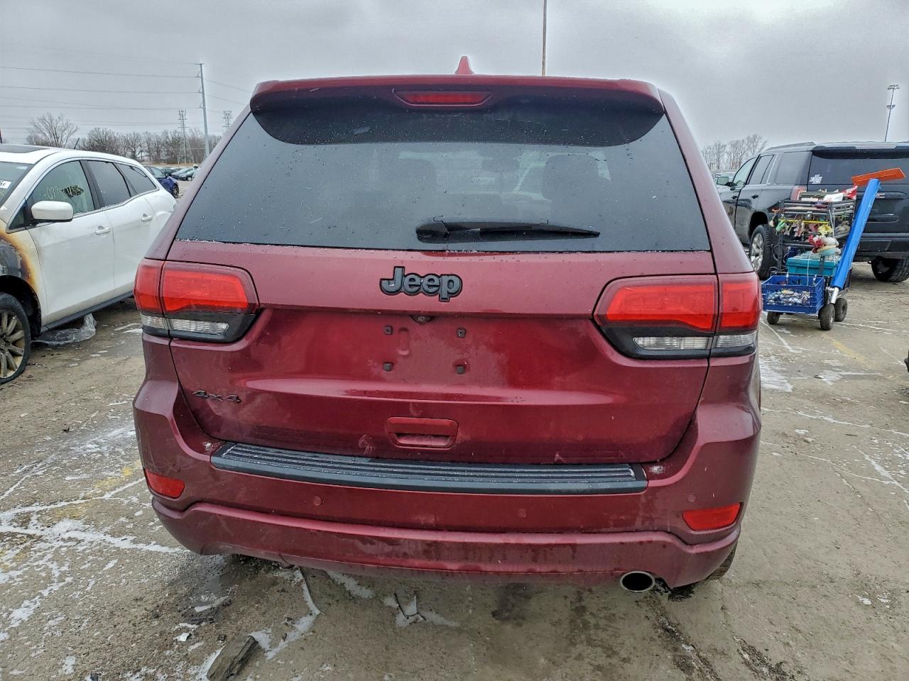 2020 JEEP GRAND CHEROKEE LAREDO photo 16