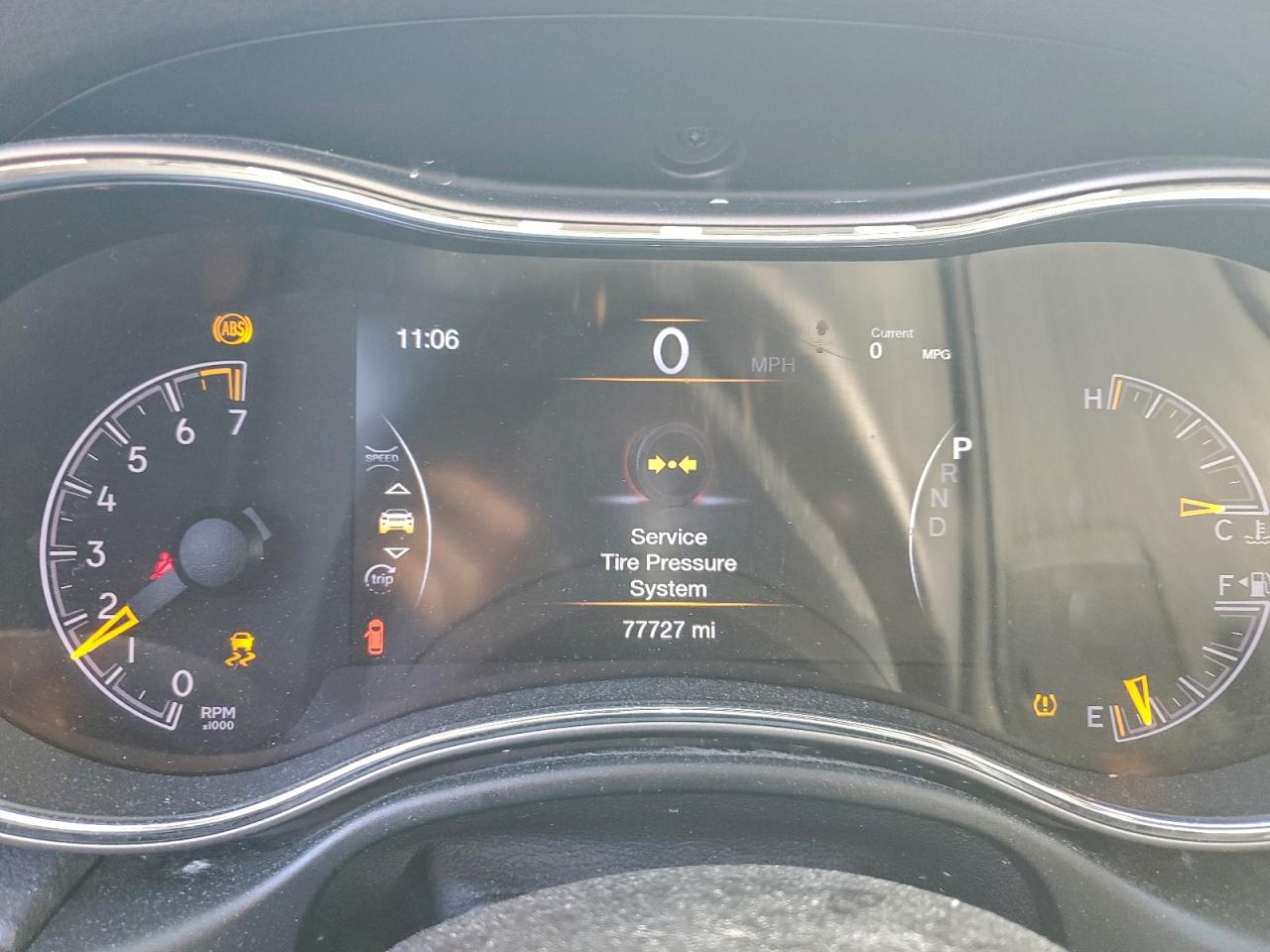 2020 JEEP GRAND CHEROKEE LAREDO photo 25