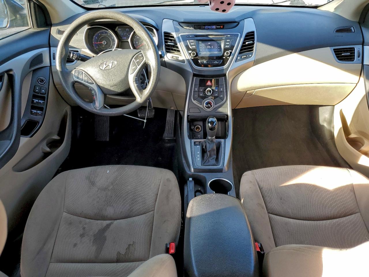 2016 HYUNDAI ELANTRA SE photo 15