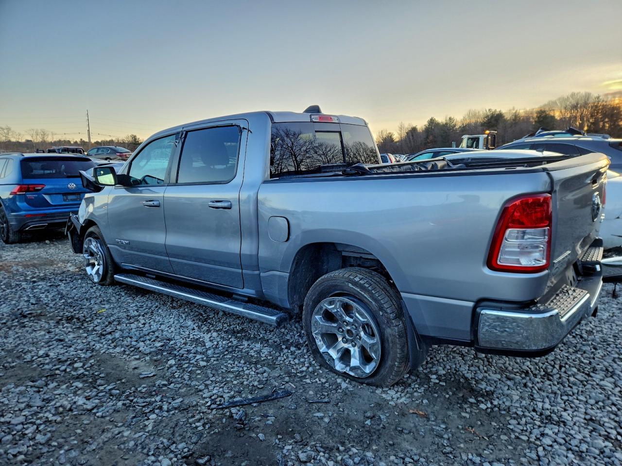 2021 RAM 1500 BIG HORN/LONE STAR photo 3