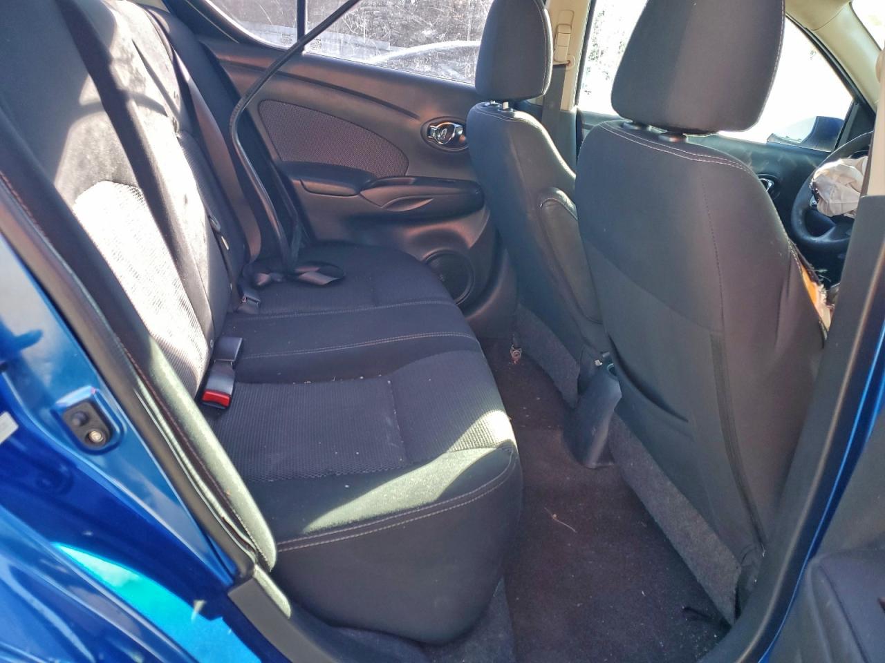 2014 NISSAN VERSA S photo 19