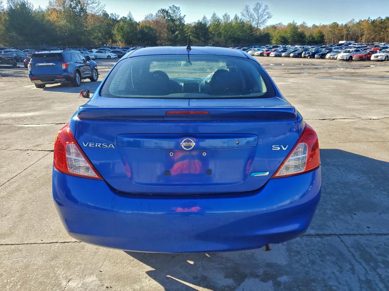 2014 NISSAN VERSA S photo 11