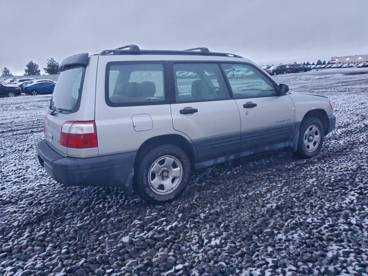 2001 SUBARU FORESTER L photo 3
