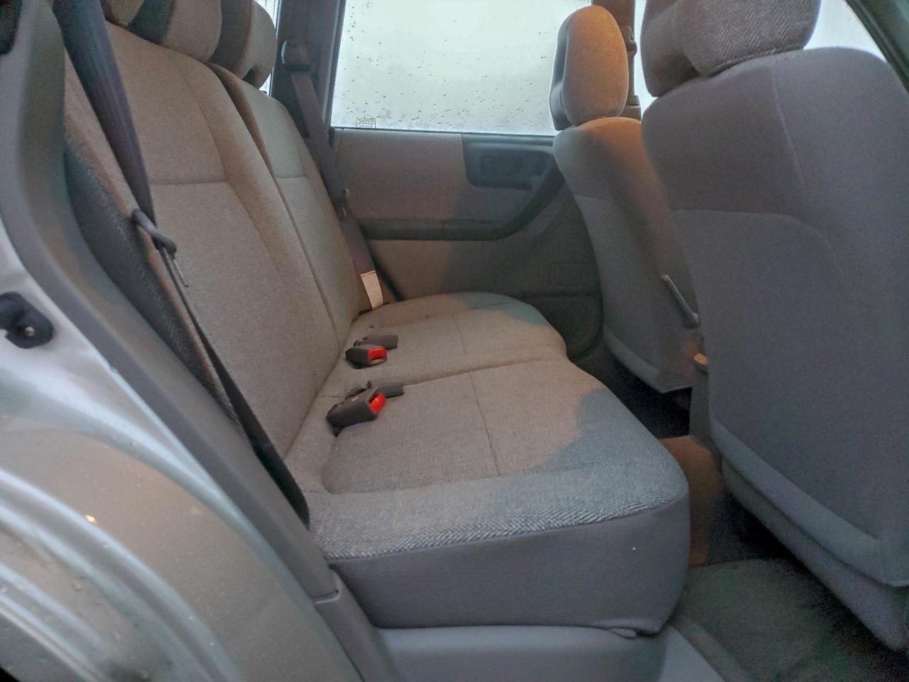 2001 SUBARU FORESTER L photo 11