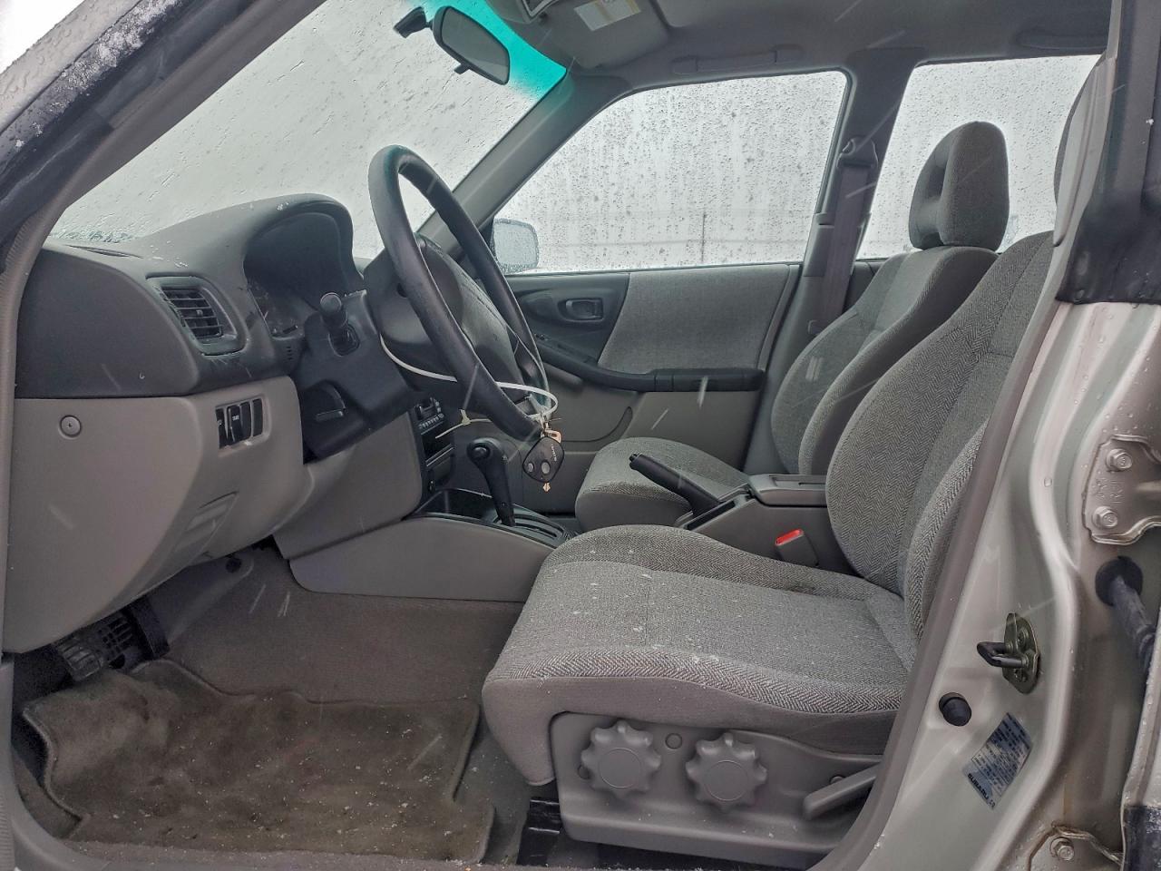 2001 SUBARU FORESTER L photo 7