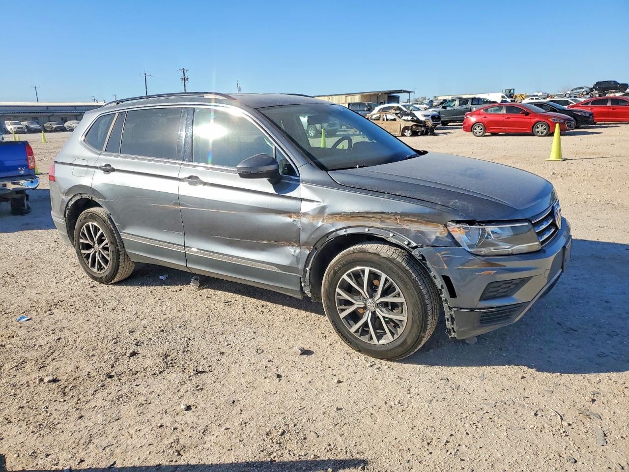 2020 VOLKSWAGEN TIGUAN SE photo 7