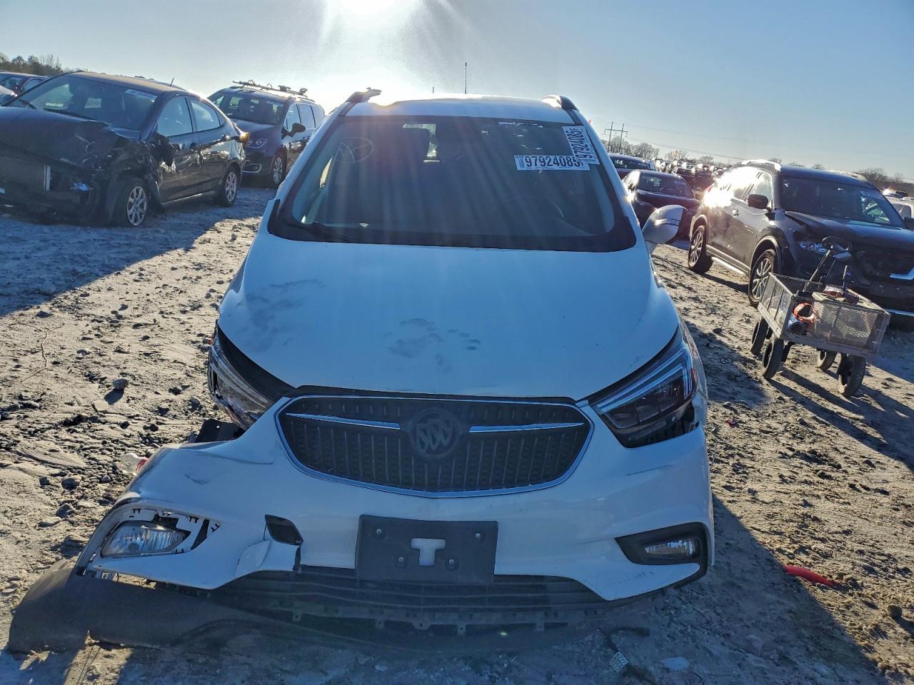 2020 BUICK ENCORE ESSENCE photo 5