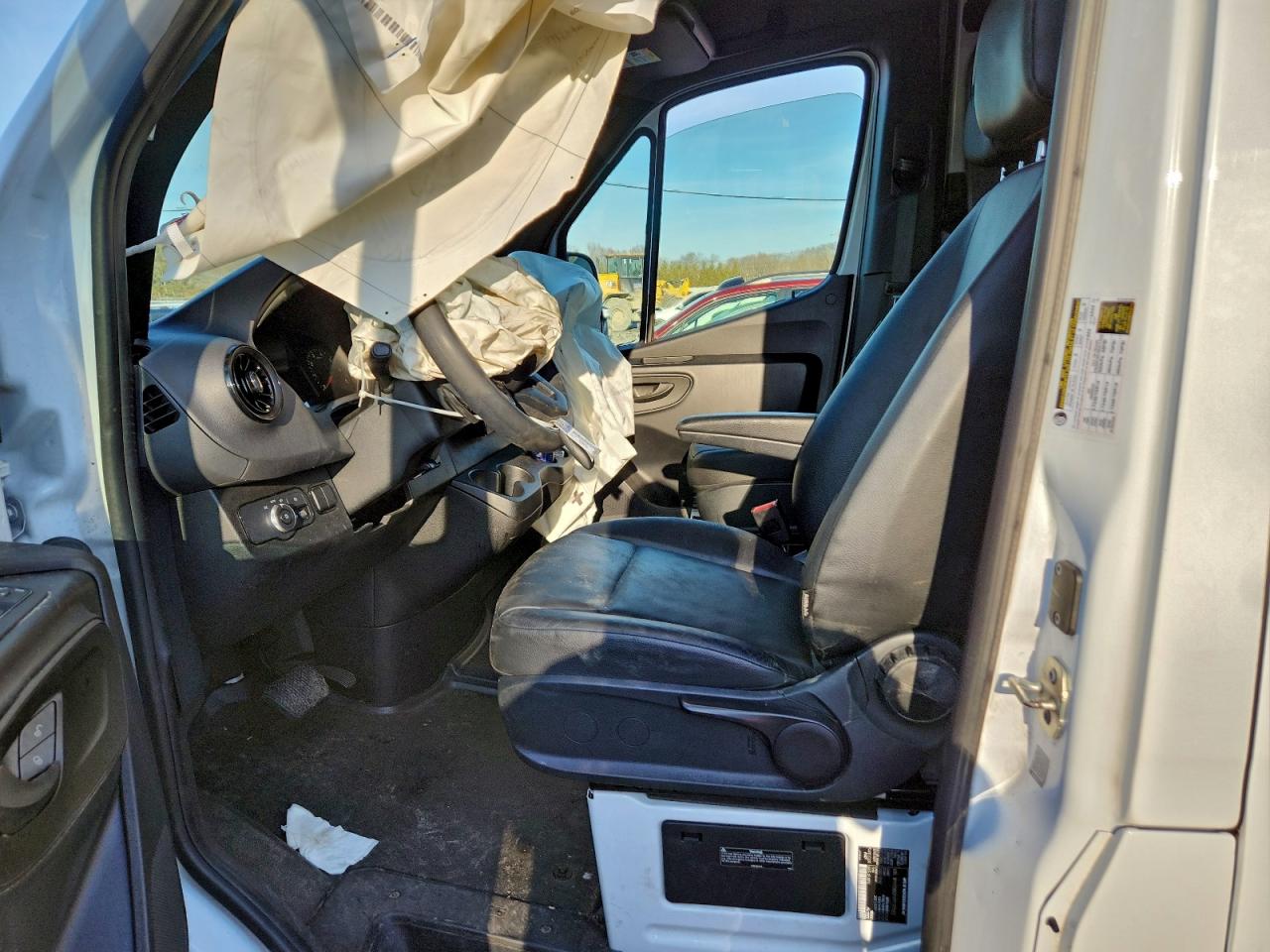 2023 MERCEDES-BENZ SPRINTER 1500 photo 13