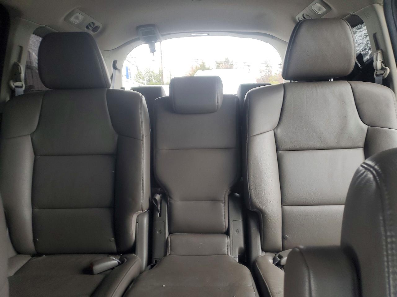 2014 HONDA ODYSSEY TOURING photo 10