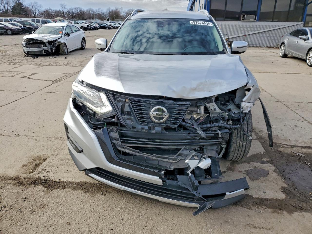2019 NISSAN ROGUE S photo 13