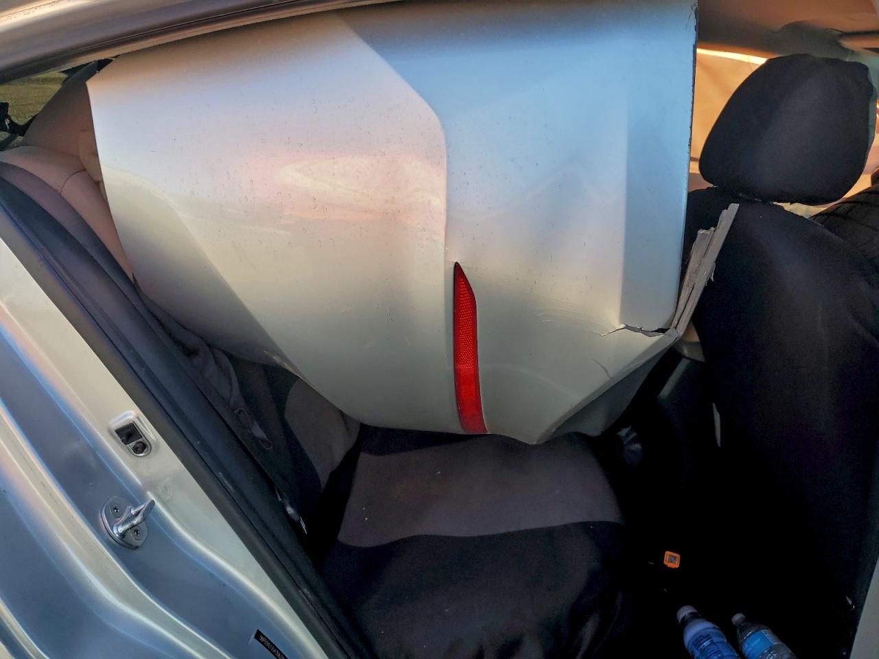 2018 HYUNDAI ELANTRA SEL photo 10