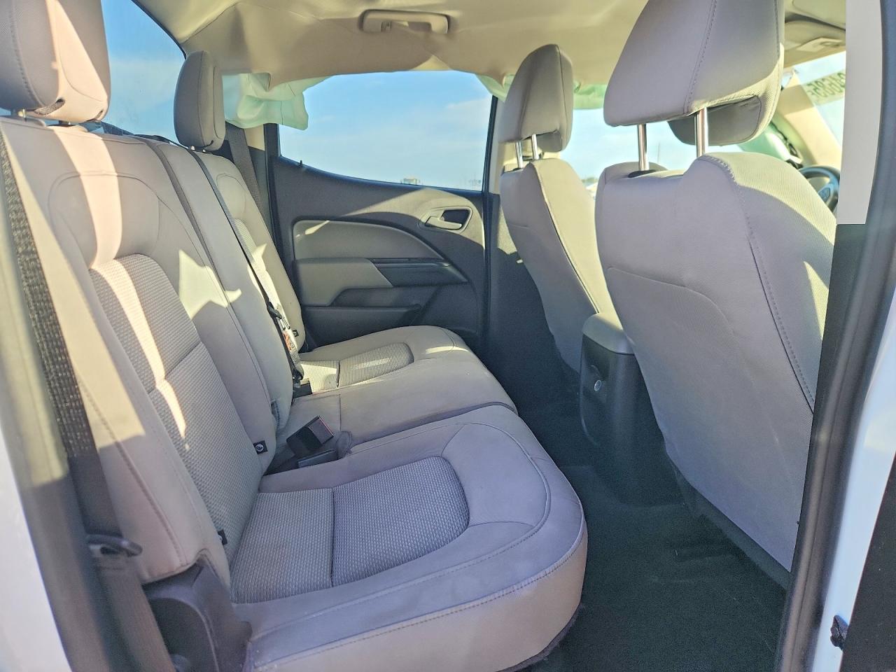 2018 CHEVROLET COLORADO photo 19