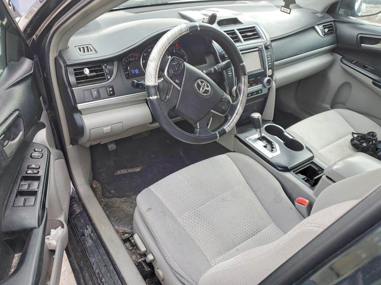 2012 TOYOTA CAMRY BASE photo 8