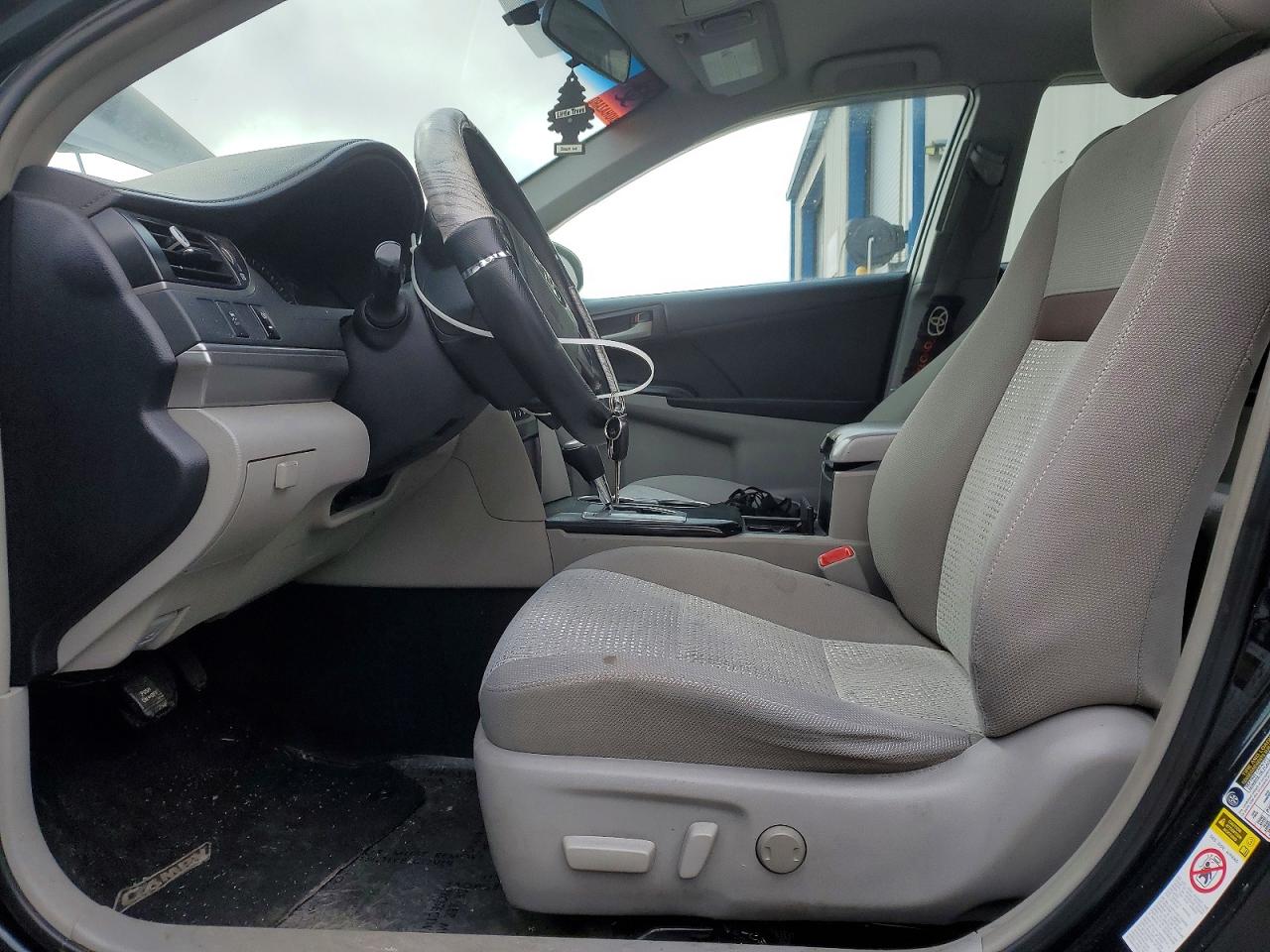 2012 TOYOTA CAMRY BASE photo 7