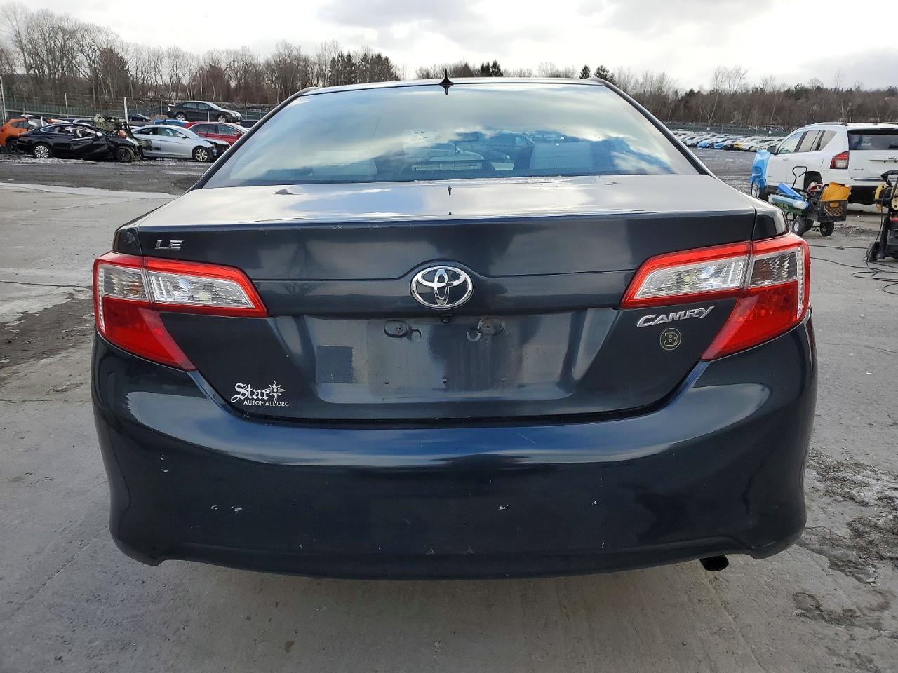 2012 TOYOTA CAMRY BASE photo 6