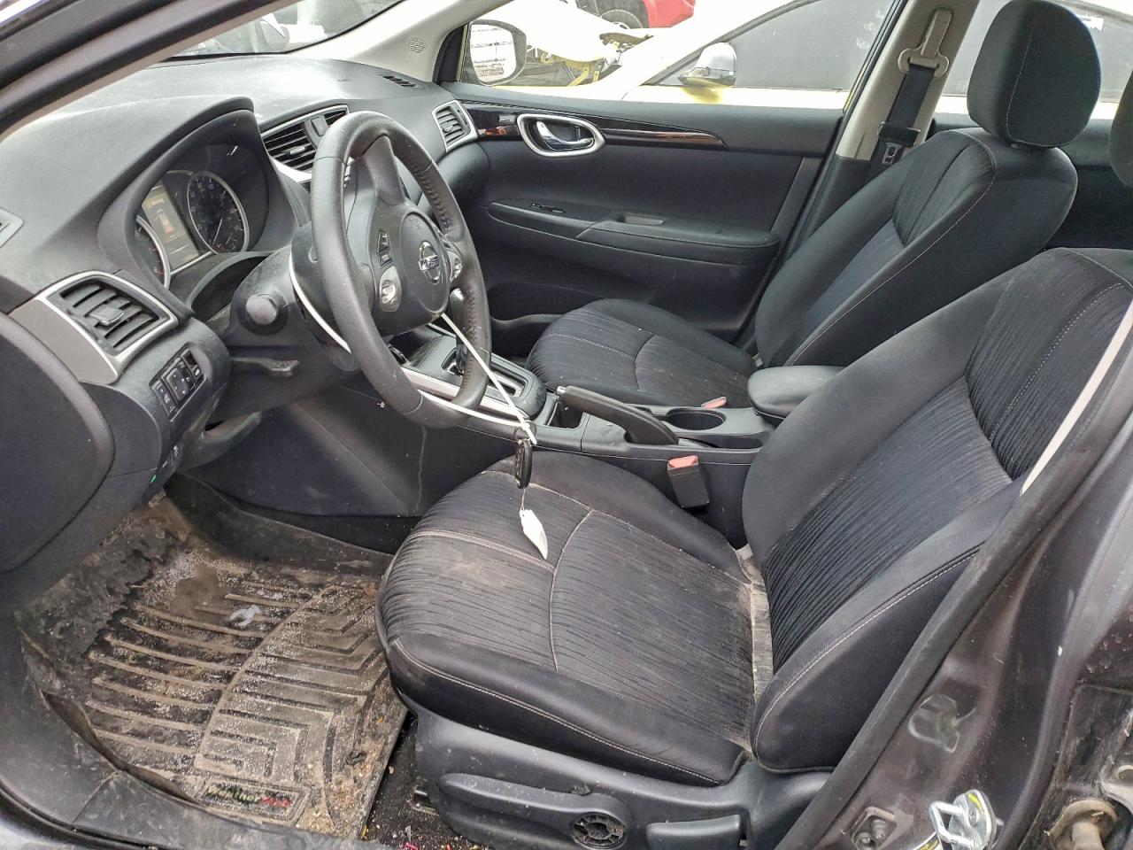 2016 NISSAN SENTRA S photo 7
