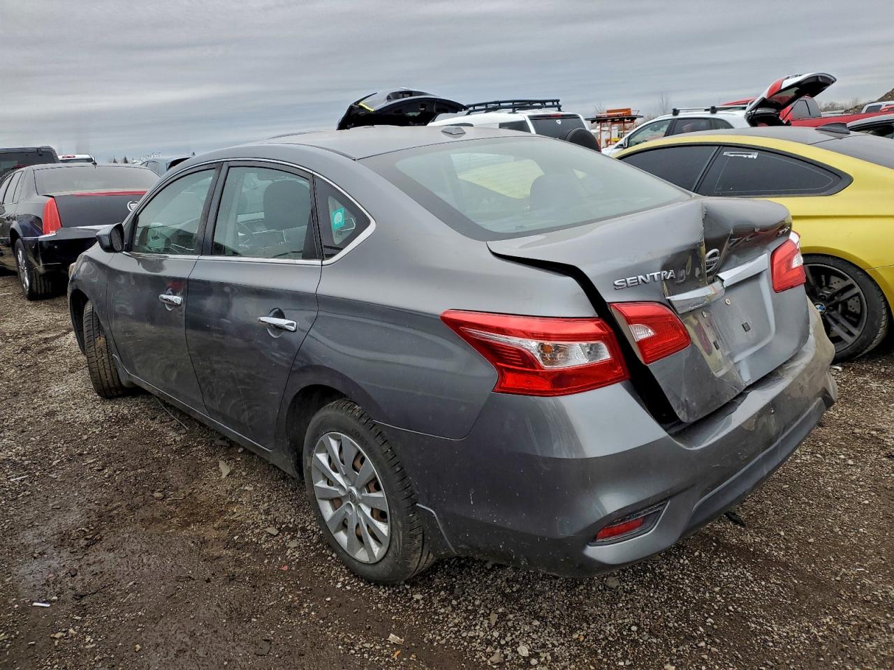 2016 NISSAN SENTRA S photo 2