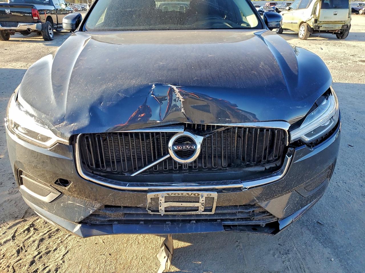 2021 VOLVO XC60 T6 MOMENTUM photo 12