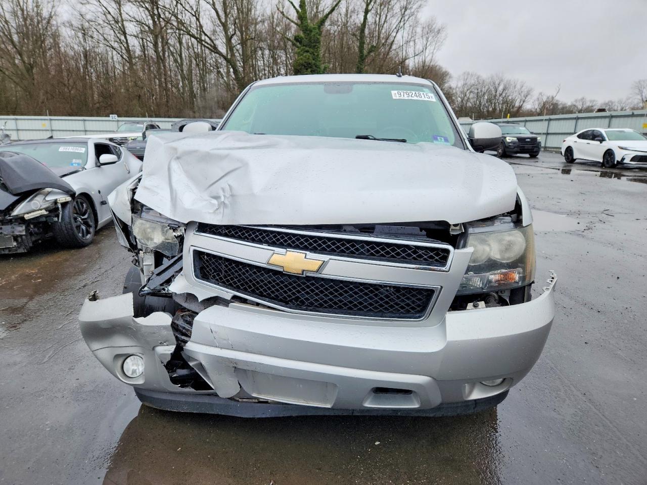 2011 CHEVROLET SUBURBAN K1500 LT photo 5