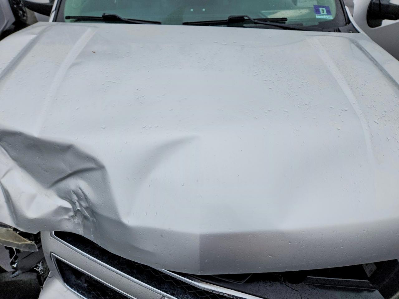 2011 CHEVROLET SUBURBAN K1500 LT photo 12