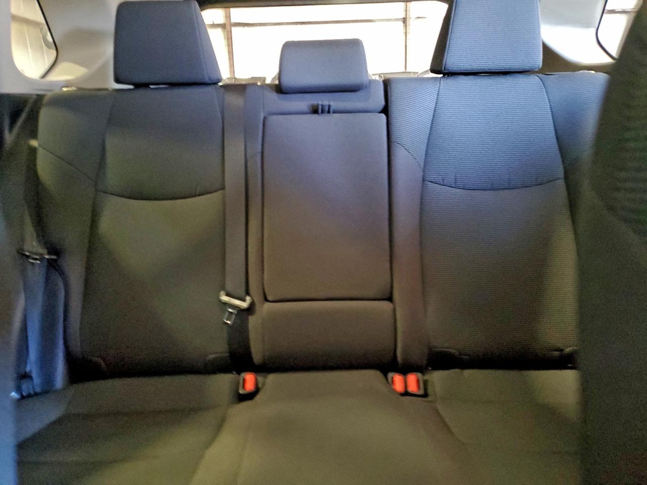 2022 TOYOTA RAV4 LE photo 19