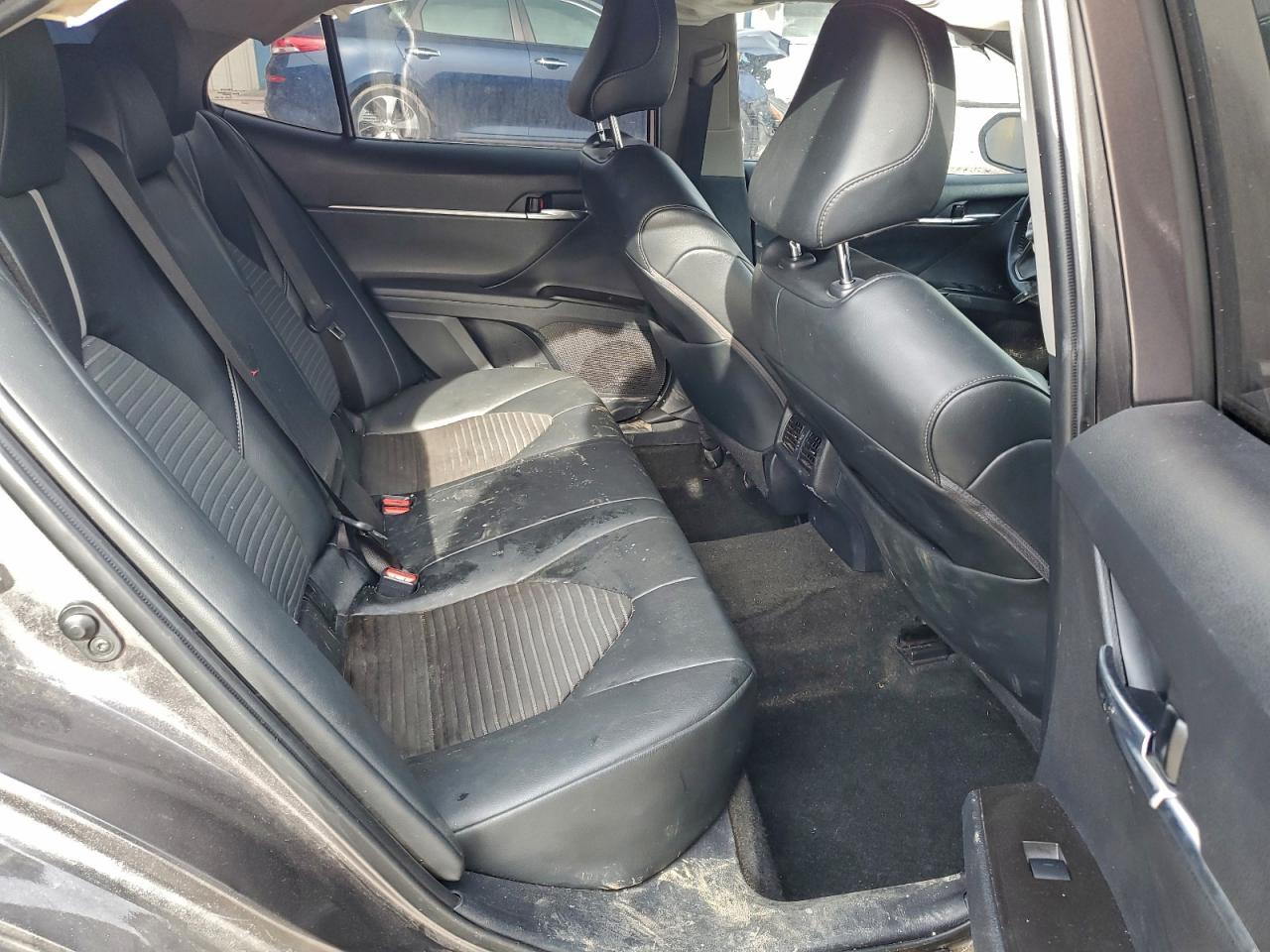 2021 TOYOTA CAMRY SE photo 10