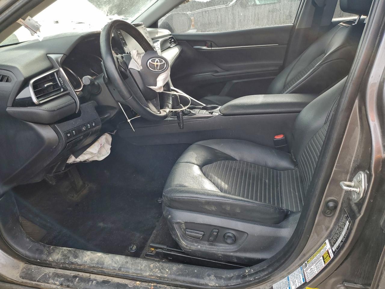 2021 TOYOTA CAMRY SE photo 7