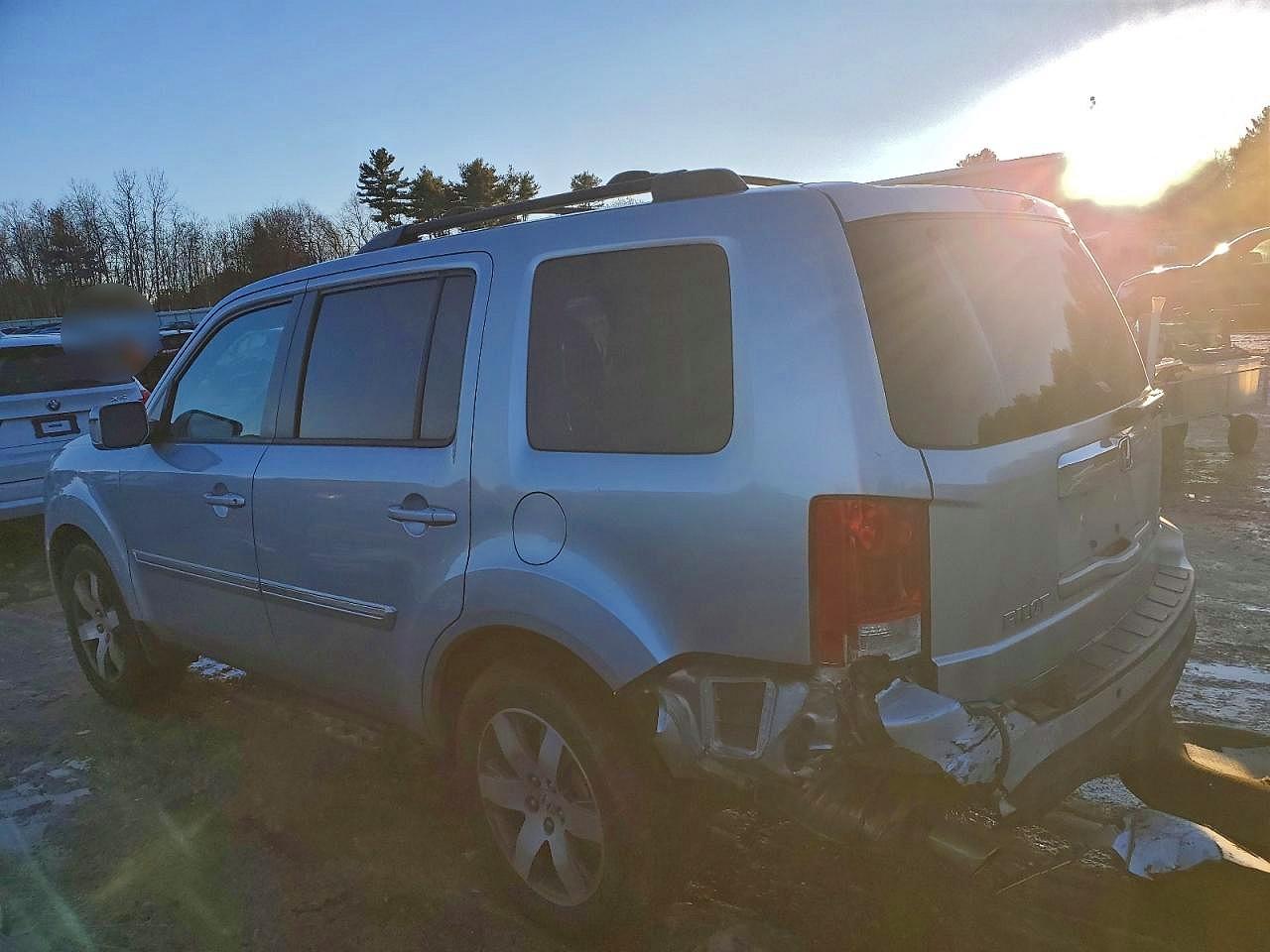 2013 HONDA PILOT TOURING photo 2